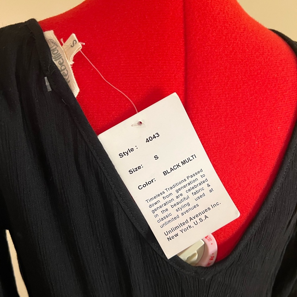 Black romper with ties - Picture 2 of 3